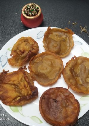A picture of Assamese Dhop pitha.