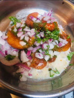 A picture of Aalu tikki.