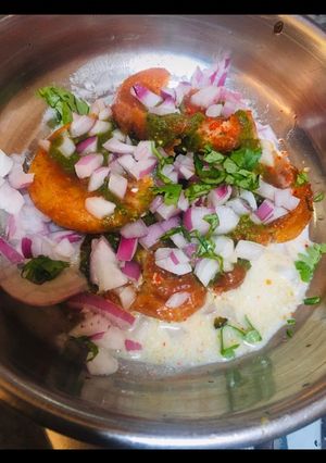A picture of Aalu tikki.