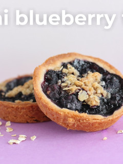 A picture of Mini Blueberry Tart [using muffin tin].