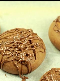 صورة لوصفة بسكوت خفيف بالنوتيلا 🍫🥟