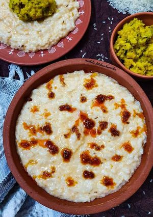 કણકી ચોખા ની ઘેંશ(ghesh recipe in gujarati) રેસીપી મુખ્ય ફોટો