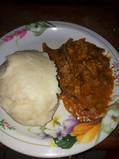 A picture of Beans soup and Semolina.