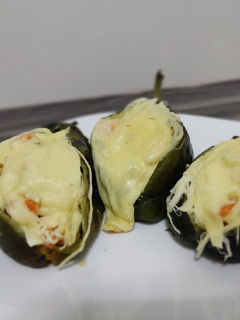 Una foto de Chiles Rellenos