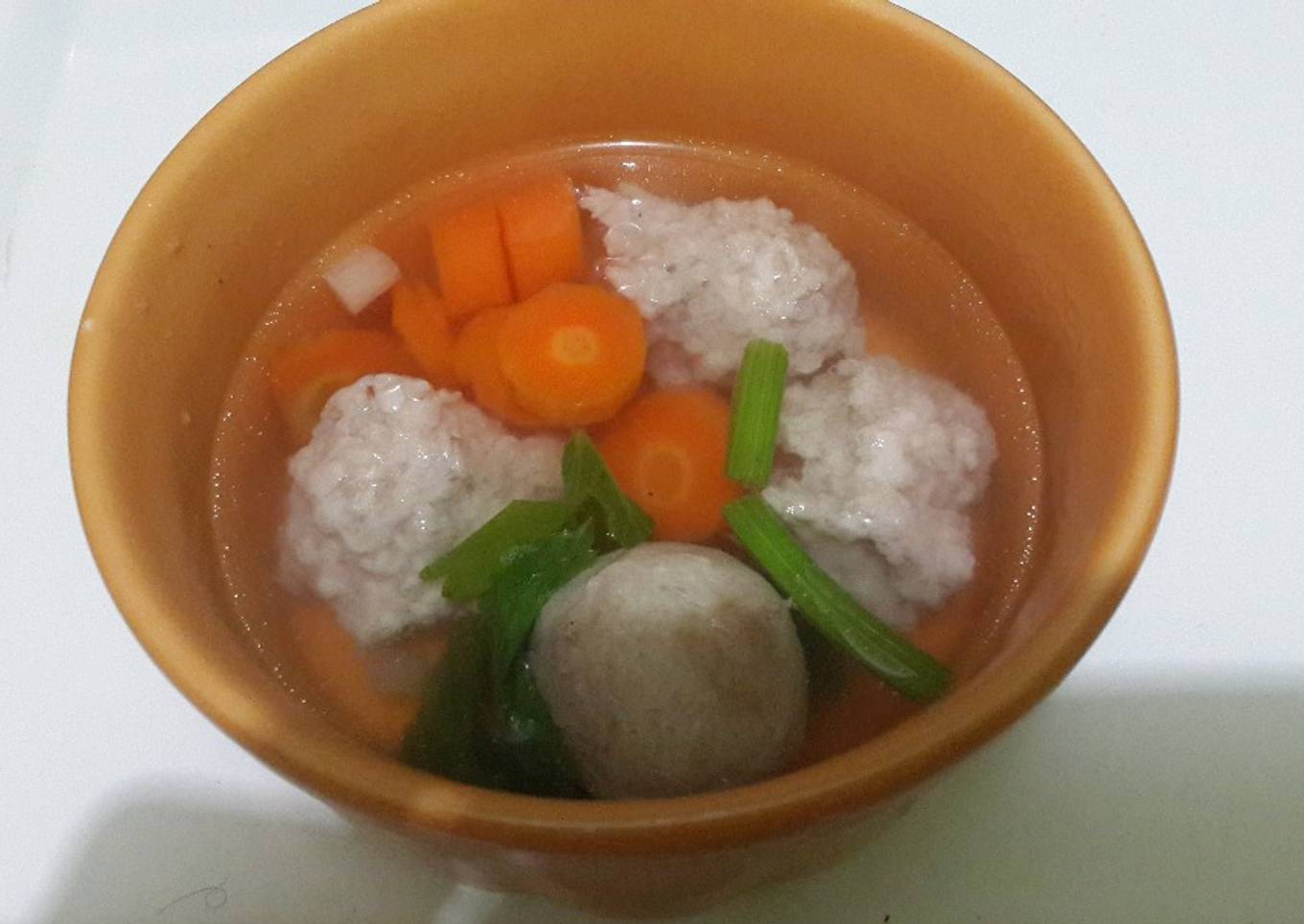 Sop baso ayam dan baso sapi