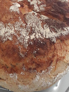 Una foto de Pan de 4 harinas amasado en panificadora y horneado en pyrex