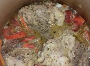 Foto principal de Pollo al jugo con verduras