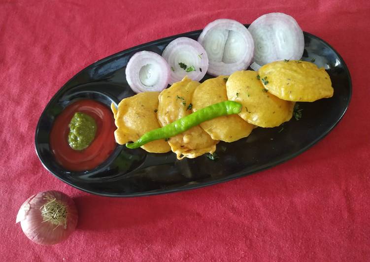 Potato Fritters Pakoda