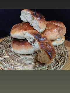 Una foto de Pan amasado con chicharrones