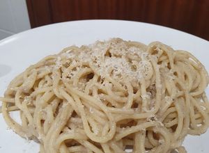 Una foto de Spaghetti tartufo e funghi