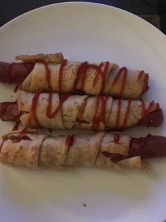 Una foto de Rollitos de salchicha😋