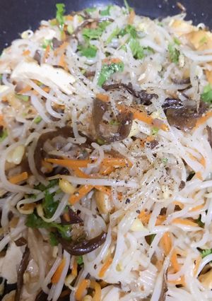 Hình của món Bún xào giá đậu (chay mặn đều ăn được).