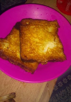 A picture of Toasted bread.