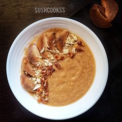 A picture of SAPODILLA OATS & DATES SMOOTHIE BOWL.