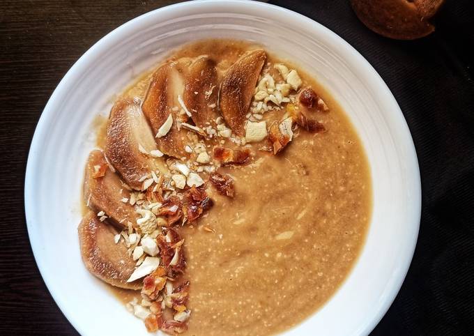 SAPODILLA OATS & DATES SMOOTHIE BOWL