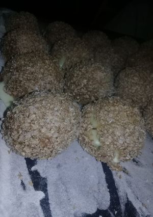 Una foto de Bombas de papas rellenas y cubiertas de salvado de trigo, !!!!!