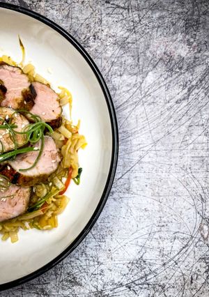 Sertés szűzpecsenye, Sült rizstészta recept fotója