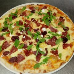 A picture of Pizza.