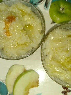 கீரீன் ஆப்பிள் கேசரி (Green apple kesari recipe in tamil) செய்முறை முக்கிய புகைப்படம்