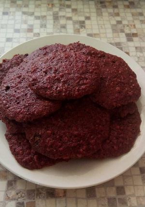 Csokis keksz egy kis csavarral (cékla) recept fotója