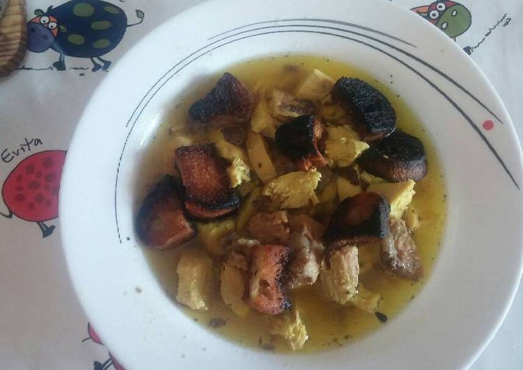 521. Sopa de pan frito