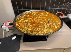 Una foto de Paella Valenciana