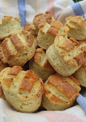 Kapros-túrós pogácsa recept fotója