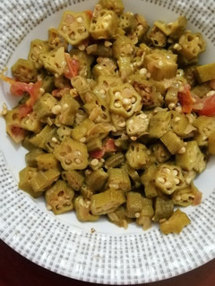 A picture of Simple fried lady finger curry #recipemarathon.