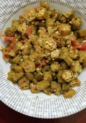 A picture of Simple fried lady finger curry #recipemarathon.