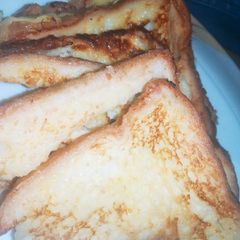 A picture of French toast.