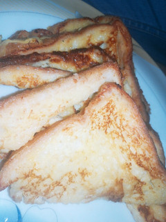 A picture of French toast.