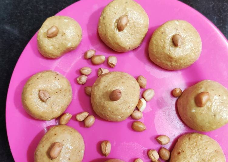 How to Prepare Perfect Peanut laddu