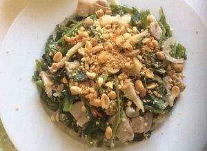 Hình của món Gỏi rau muống.