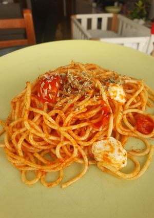 Una foto de Spaghetti Pomodoro e Mozzarella
