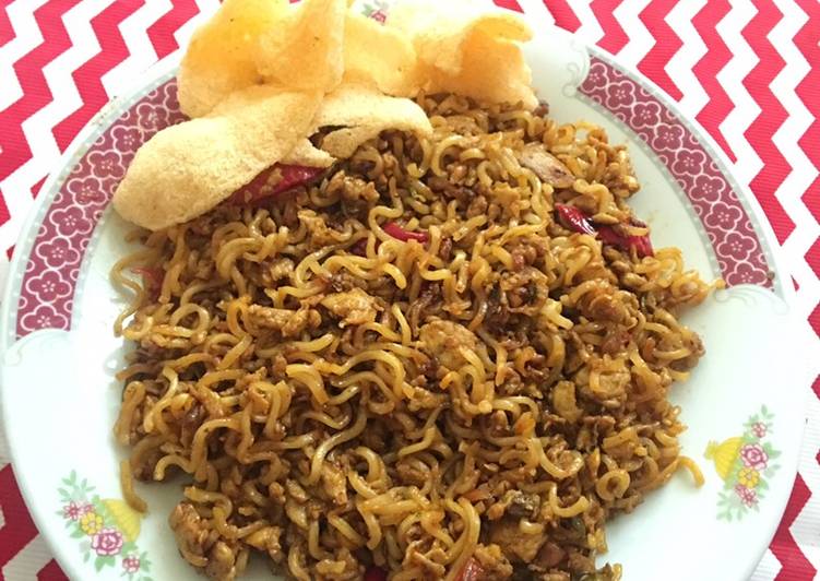 Indomie aceh feat telur orek