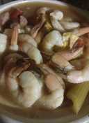 Seafood boil w/red n hot sauce Recipe by Hessa - Cookpad