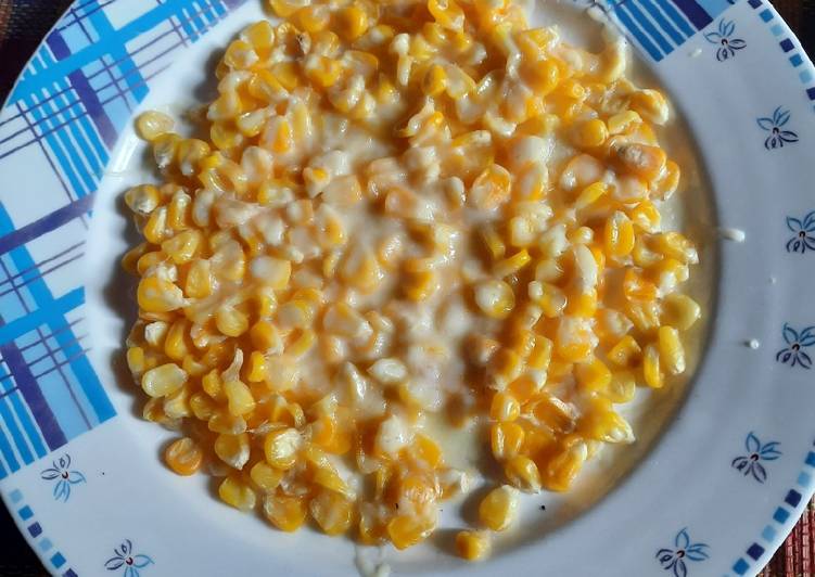 Simple Way to Make Homemade Butter and Cheese corn pizza