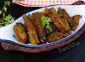 A picture of Andhra style stuffed Bitter gourd /Gutti Kakarakaya.