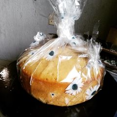 A picture of Vanilla sponge cake.