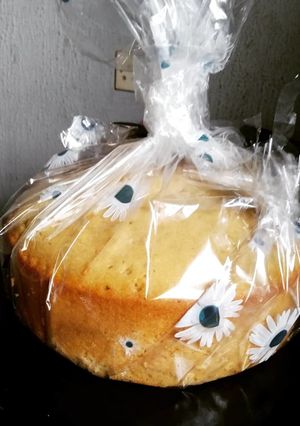 A picture of Vanilla sponge cake.