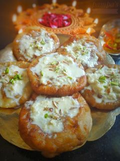 আটা ড্রাইফ্রুট মালপোয়া (Atta dryfruit malpoa recipe in Bengali) রেসিপির প্রধান ছবি