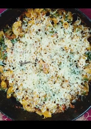 A picture of Indian style Macaroni pasta.