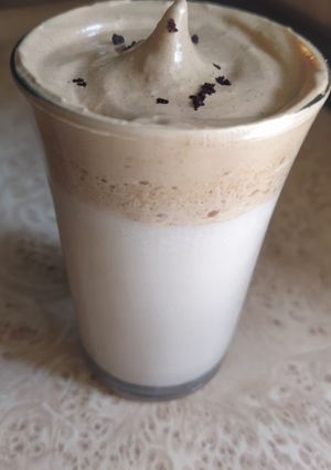 A picture of Dalgona coffee.