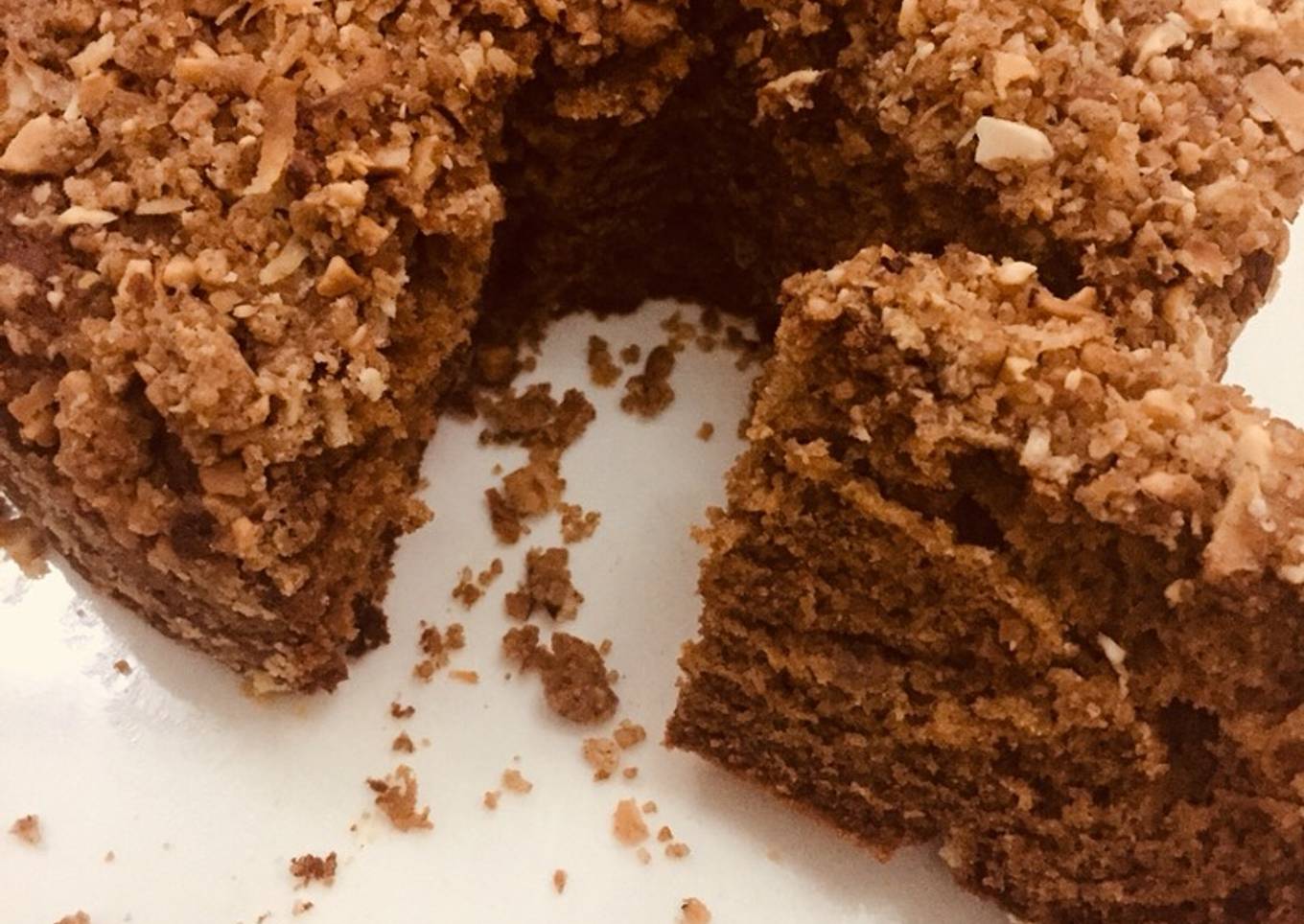 Banana crumb cake