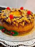Pastel con frutos secos caramelizados
