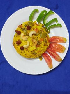 વેજીટેબલ પુલાવ (Vegetable Pulao Recipe In Gujarati) રેસીપી મુખ્ય ફોટો