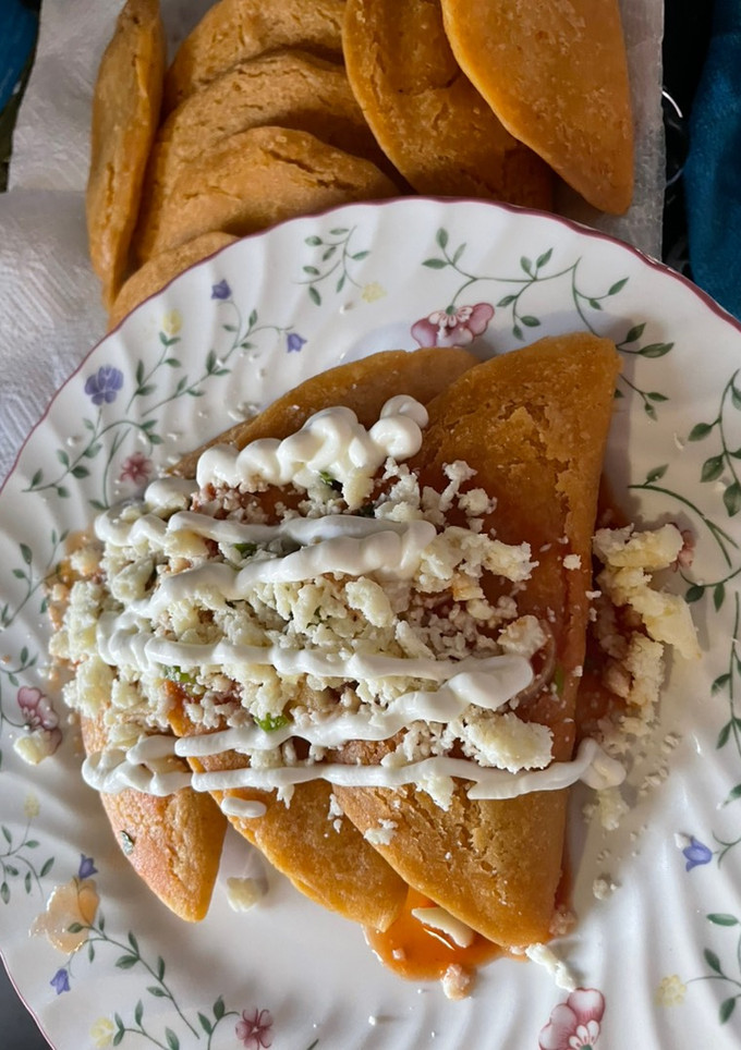 Una foto de Empanadas de camarón