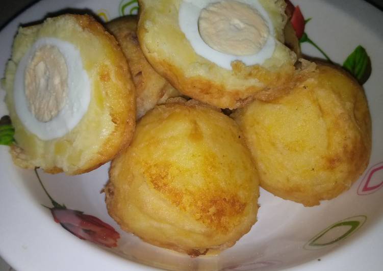 Recipe of Super Quick Potatoes egg rolls