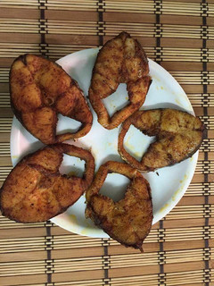 வஞ்சிரம் மீன் வறுவல் (Vanjaram Fish Fry Recipe in tamil) செய்முறை முக்கிய புகைப்படம்