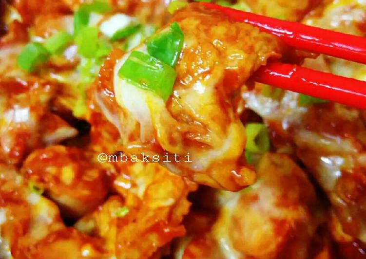 Spicy fire chicken with cheese(cheese buldak)